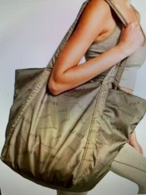 Love Pink Weekender Tote NWT